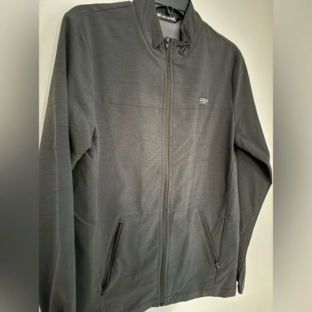 Travis Mathew Above Board Zip Jacket men’s small dark gray black